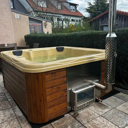 別荘 Rose Voll Ausgestattet - Grosser Hot Tube Ganzjaehrig Buchbar *